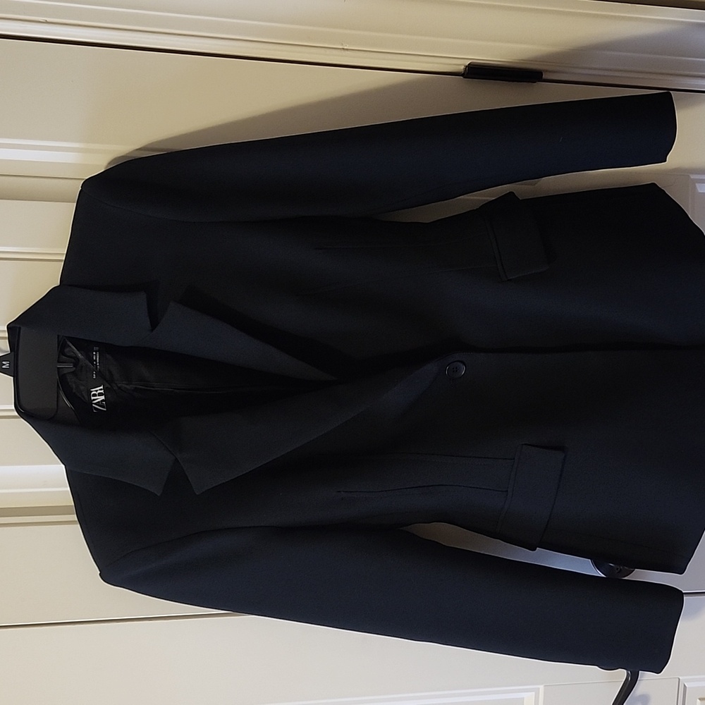 Fits Size 4-6 | Black Zara Suit- Mint Condition